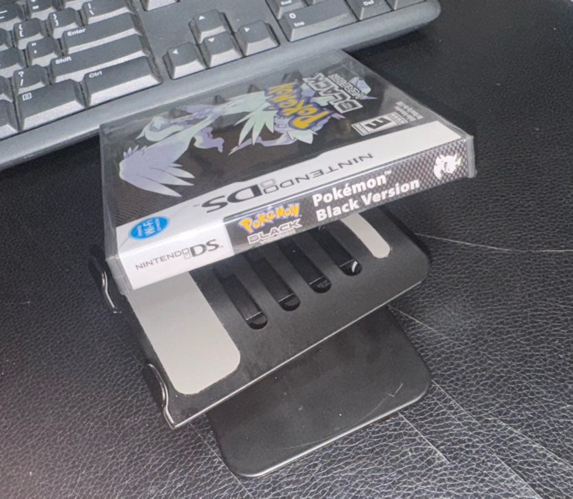 Pokémon Black Complete CIB sealed